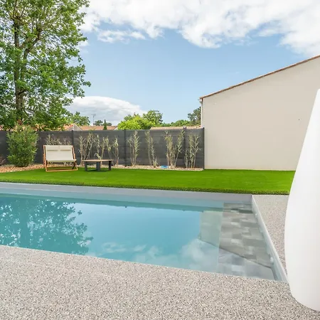 Villa 4 Avec Piscine Chauffee, La Palmyre Les Mathes, 8pers