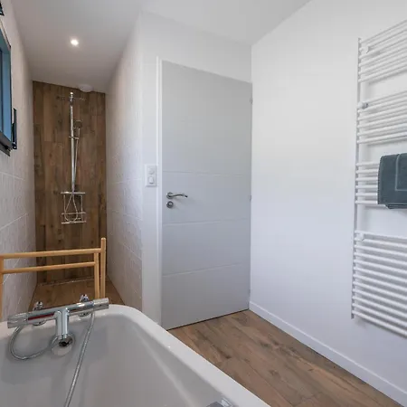 4 Avec Piscine Chauffee, La Palmyre Les Mathes, 8pers Villa Les Mathes