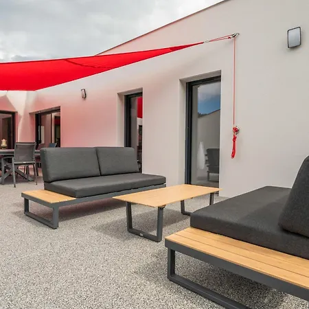 4 Avec Piscine Chauffee, La Palmyre Les Mathes, 8pers Villa